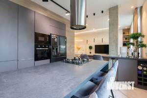 2-к квартира, вторичка, 93м2, 3/3 этаж