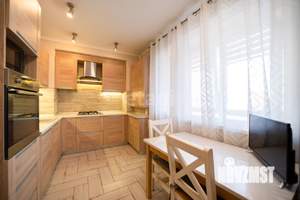 2-к квартира, вторичка, 58м2, 1/3 этаж