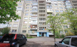 3-к квартира, вторичка, 64м2, 1/9 этаж