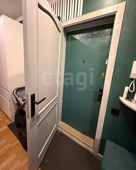 2-к квартира, вторичка, 54м2, 1/5 этаж