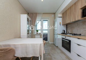 2-к квартира, вторичка, 65м2, 4/4 этаж