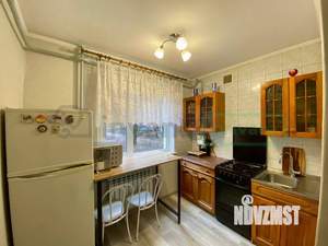 2-к квартира, вторичка, 50м2, 1/9 этаж