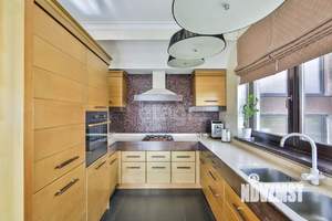 2-к квартира, вторичка, 139м2, 7/8 этаж