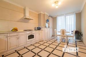 2-к квартира, вторичка, 76м2, 10/12 этаж