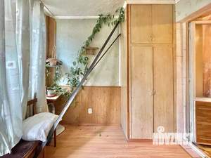 2-к квартира, вторичка, 37м2, 1/5 этаж