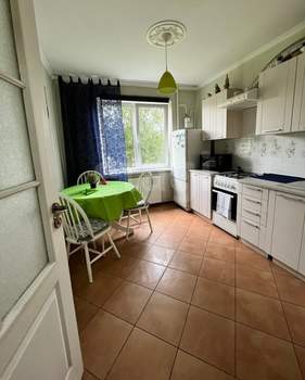 1-к квартира, вторичка, 42м2, 1/9 этаж