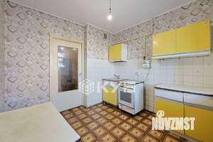 3-к квартира, вторичка, 64м2, 1/5 этаж