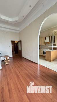 3-к квартира, вторичка, 93м2, 2/3 этаж