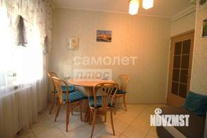 2-к квартира, вторичка, 63м2, 1/8 этаж