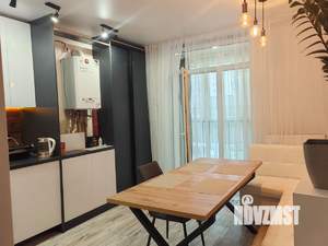 2-к квартира, вторичка, 56м2, 1/10 этаж