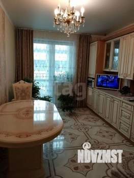 3-к квартира, вторичка, 100м2, 6/10 этаж