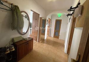 3-к квартира, вторичка, 61м2, 5/5 этаж