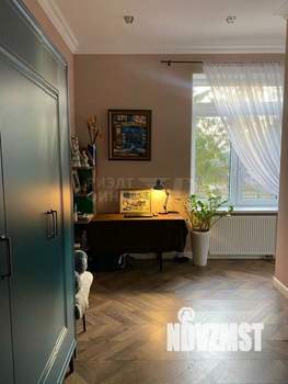 3-к квартира, вторичка, 113м2, 1/4 этаж