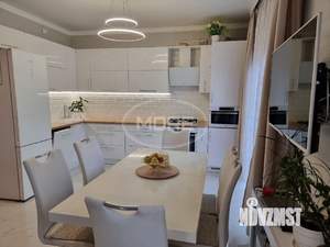 2-к квартира, вторичка, 66м2, 1/3 этаж