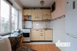 3-к квартира, вторичка, 64м2, 3/5 этаж