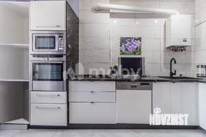 2-к квартира, вторичка, 57м2, 9/10 этаж