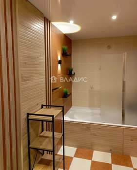 3-к квартира, вторичка, 106м2, 2/5 этаж
