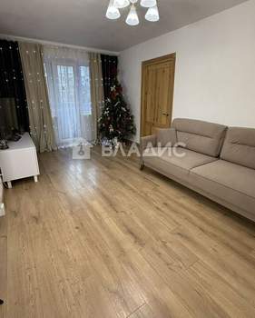 2-к квартира, вторичка, 44м2, 1/5 этаж