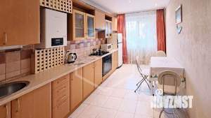 2-к квартира, вторичка, 68м2, 1/6 этаж