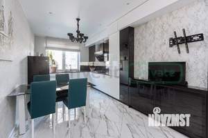 2-к квартира, вторичка, 72м2, 1/8 этаж