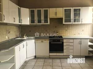 4-к квартира, вторичка, 136м2, 3/3 этаж