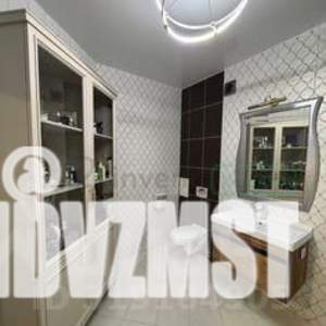 3-к квартира, вторичка, 130м2, 5/6 этаж