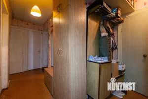 4-к квартира, вторичка, 62м2, 1/9 этаж