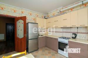 2-к квартира, вторичка, 65м2, 1/7 этаж