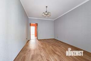 2-к квартира, вторичка, 70м2, 1/7 этаж