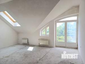 3-к квартира, вторичка, 240м2, 4/5 этаж