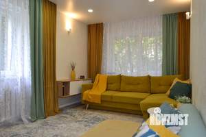 2-к квартира, вторичка, 41м2, 1/4 этаж