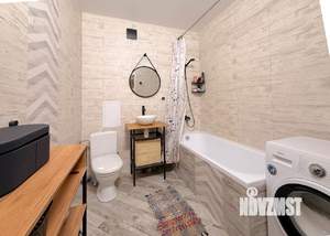 2-к квартира, вторичка, 60м2, 1/8 этаж