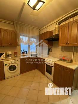 2-к квартира, вторичка, 42м2, 1/3 этаж