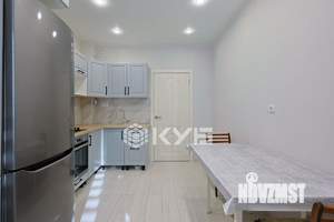 2-к квартира, вторичка, 57м2, 1/10 этаж