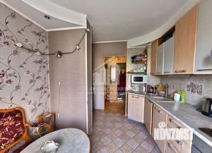 3-к квартира, вторичка, 60м2, 3/5 этаж