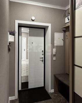 2-к квартира, вторичка, 67м2, 9/16 этаж