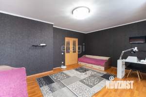 2-к квартира, вторичка, 64м2, 9/9 этаж