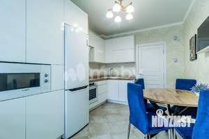 2-к квартира, вторичка, 54м2, 1/9 этаж