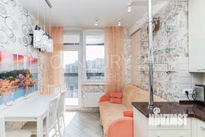 2-к квартира, вторичка, 72м2, 9/9 этаж