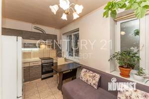 2-к квартира, вторичка, 49м2, 2/4 этаж