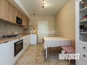 2-к квартира, вторичка, 65м2, 4/4 этаж