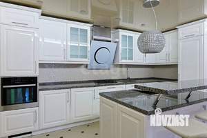 5-к квартира, вторичка, 195м2, 1/5 этаж