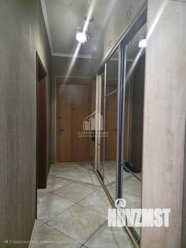 2-к квартира, вторичка, 54м2, 1/3 этаж
