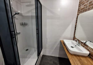 2-к квартира, вторичка, 57м2, 3/9 этаж