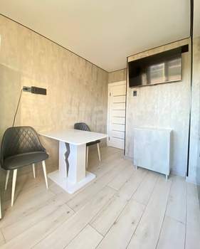 1-к квартира, вторичка, 40м2, 1/9 этаж