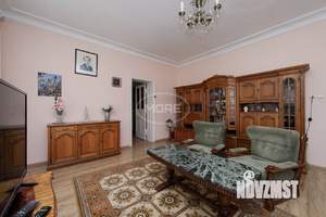 4-к квартира, вторичка, 136м2, 1/2 этаж