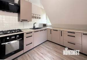 3-к квартира, вторичка, 98м2, 2/2 этаж