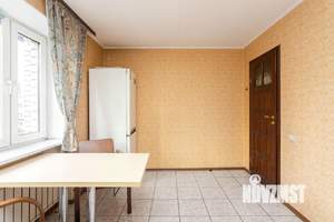 2-к квартира, вторичка, 63м2, 3/4 этаж