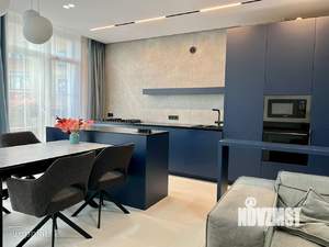 3-к квартира, вторичка, 100м2, 3/5 этаж