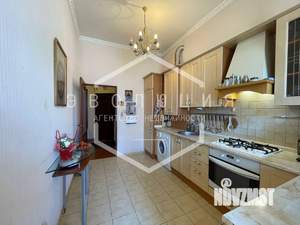 3-к квартира, вторичка, 93м2, 2/4 этаж